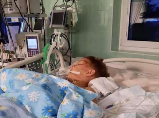 Białystok. NFZ pokryje koszty leczenia potrąconego przez samochód 6-letniego Michała z Grodna