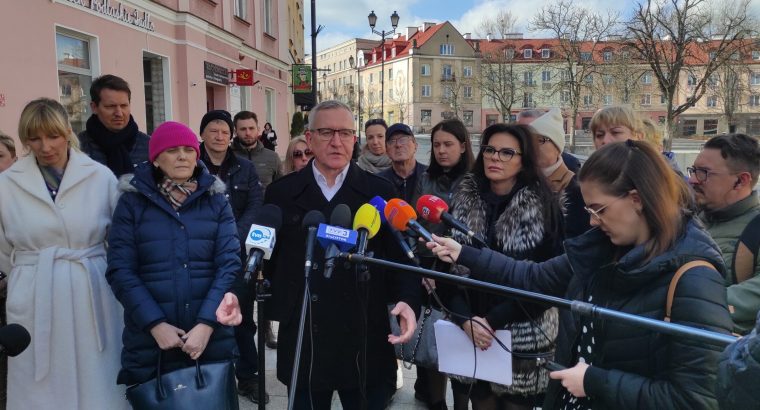 Po zamknięciu granicy przedsiębiorcy z Bobrownik i Kuźnicy domagają się pomocy od rządu