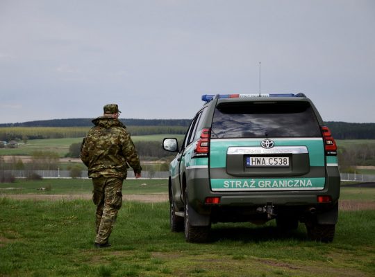 WSA w Białymstoku: zawrócenie przez SG do granicy nielegalnego migranta – czynnością bezskuteczną