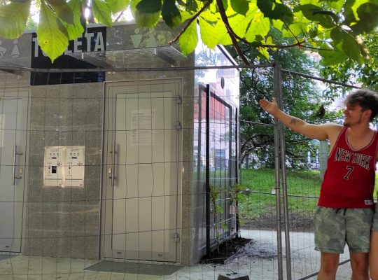 Mieszkańcy Białegostoku czekają na otwarcie nowego szaletu miejskiego