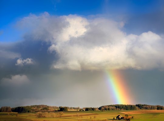 Meteorolog IMGW: W czwartek na północy Polski słońce, na południu deszcz