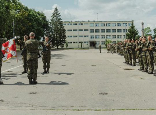 Pierwsza z przysiąg wojskowych w ramach projektu „Wakacje z WOT” w Podlaskiem