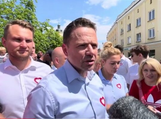 Trzaskowski: 27 tys. osób zgłosiło się dotąd do akcji #PilnujęWyborów – FILM
