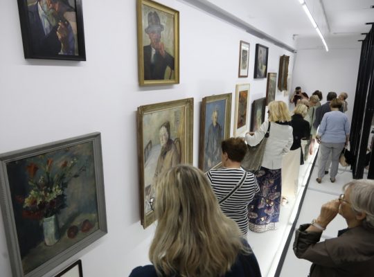 Białystok. Wystawa przybliżająca historię kopistów z białostockiego getta