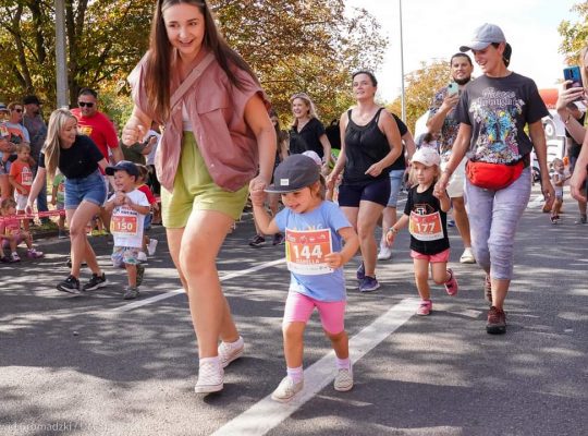 Białystok. 1700 Super Biegaczy wystartowało w Moltani Kids Run