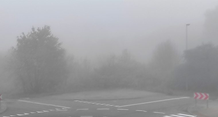 IMGW: uwaga na gęste mgły w regionie