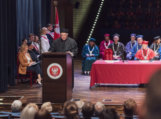 Uroczysta inauguracja roku akademickiego 2023/2024 na Uniwersytecie w Białymstoku