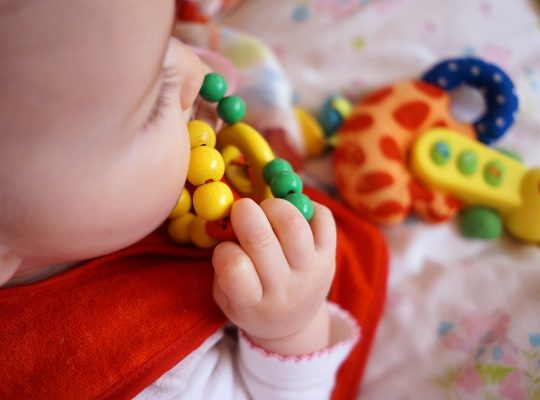 Przesłuchania świadków w procesie rodziców oskarżonych o znęcanie się nad kilkumiesięczną córką