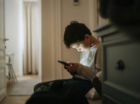 „Followersi – zniewoleni czy wolni? O uzależnieniu dzieci i młodzieży od świata cyfrowego”