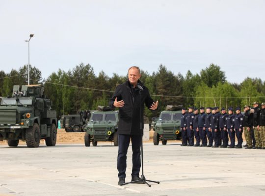 Premier do żołnierzy i funkcjonariuszy służących na polsko-białoruskiej granicy: macie wsparcie rządu i państwa