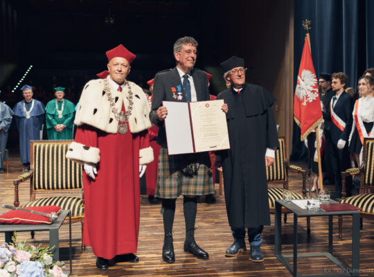 Prof. Robert Frost doktorem honoris causa Uniwersytetu w Białymstoku