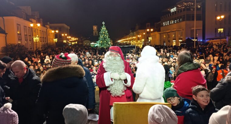 Mikołaj z fińskiego Rovaniemi odwiedził Białystok – FILM