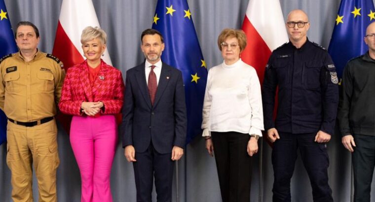 Przedstawiciele podlaskich władz, służb oraz instytucji apelują o zapewnienie dzieciom bezpieczeństwa w trakcie ferii