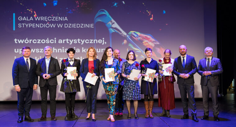 Ludzie kultury otrzymali stypendia od marszałka województwa podlaskiego