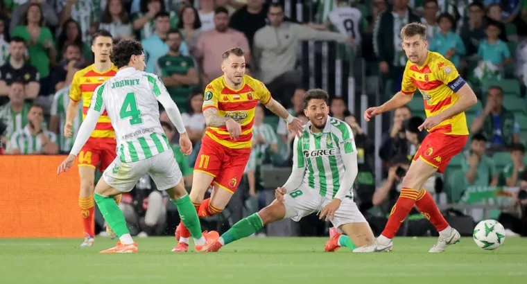Jagiellonia musi odrobić straty w rewanżu. Real Betis górą w pierwszym ćwierćfinale