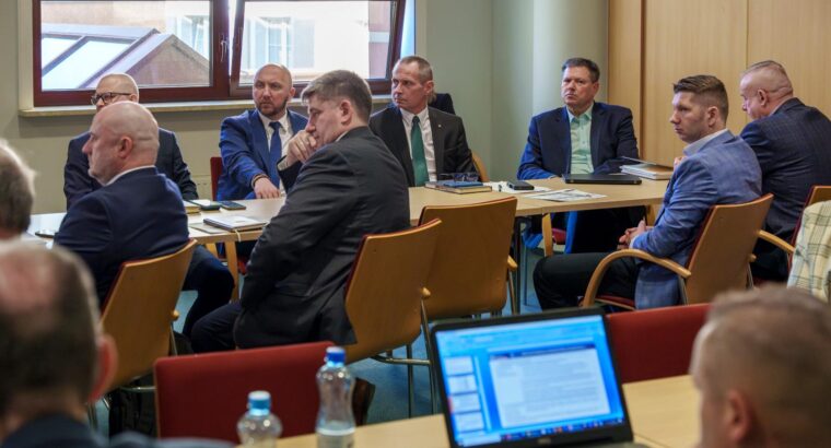 Podlascy samorządowcy na Wyższym Kursie Obronnym w Podlaskim Urzędzie Wojewódzkim