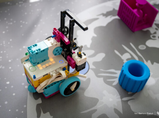 Konkurs RoboQuest w Politechnice Białostockiej dla młodych robotyków