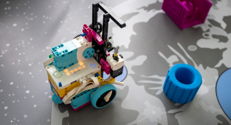 Konkurs RoboQuest w Politechnice Białostockiej dla młodych robotyków