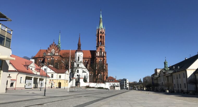 Caritas Archidiecezji Białostockiej zaprasza na Koncert Uwielbienia BOGU DŹWIĘKI 2025