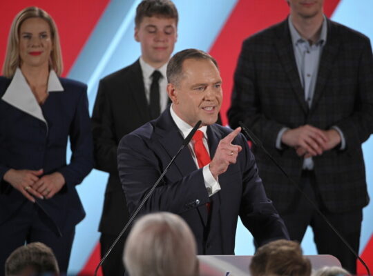Nawrocki podziękował Trzaskowskiemu za rywalizację; zapewnia, że będzie prezydentem wszystkich Polaków