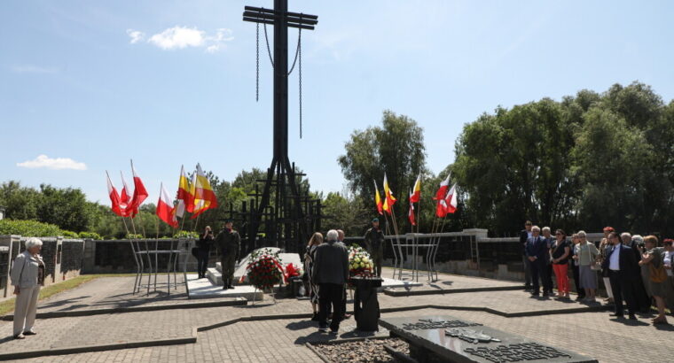W Białymstoku uroczystości upamiętniające czerwcowe deportacje na Wschód z lat 1940-1941