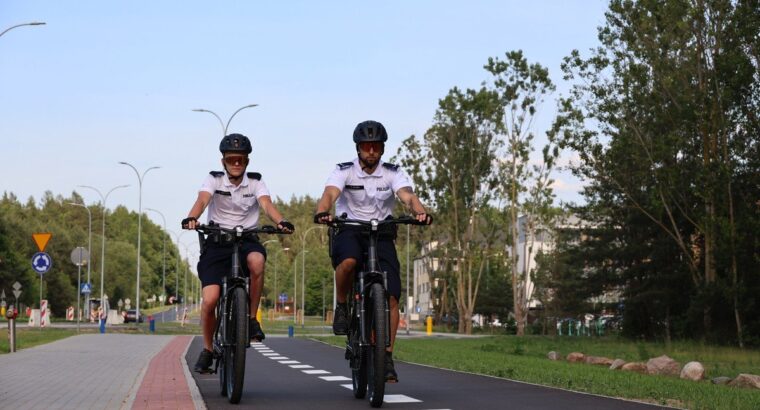 Białystok. Policjanci na rowerach elektrycznych ruszyli na patrole