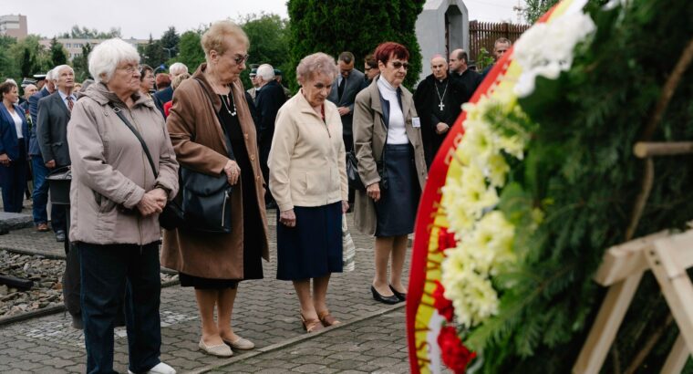 Białystok. Uroczystości upamiętniające masowe wywózki na wschód z lat 1940-1941