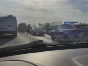 Wypadek na Kleeberga w Białymstoku: Trzy Osoby Ranne, Utrudnienia w Ruchu