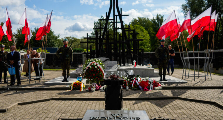 Białystok  inne miasta upamiętniły 86. rocznicę ataku ZSRR na Polskę i Dzień Sybiraka