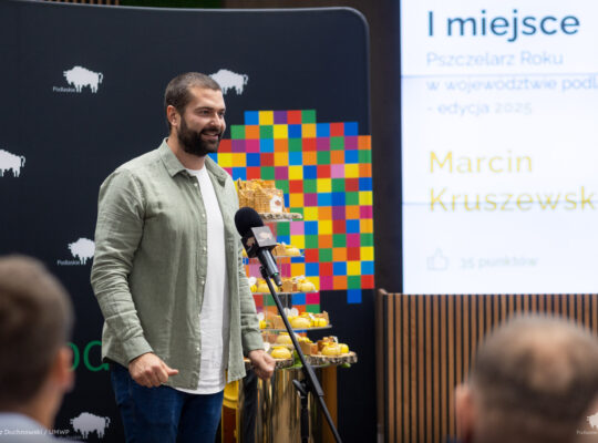 Marcin Kruszewski z Łap Pszczelarzem Roku 2025