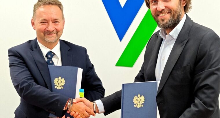Ponad 42 mln zł na zakup 13 autobusów elektrycznych dla spółki PKS Nova