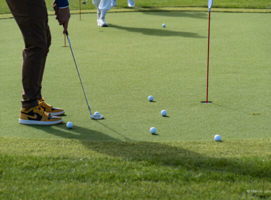 Nowy miejski ośrodek sportu z polem golfowym i kortami do padla otwarty w Białymstoku