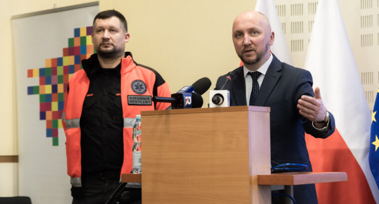 Protest ratowników medycznych w Podlaskiem: Obrady sejmiku przerwane