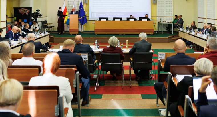 Sejmik – tak jak wcześniej zarząd – za odstąpieniem od konsolidacji placówek ochrony zdrowia
